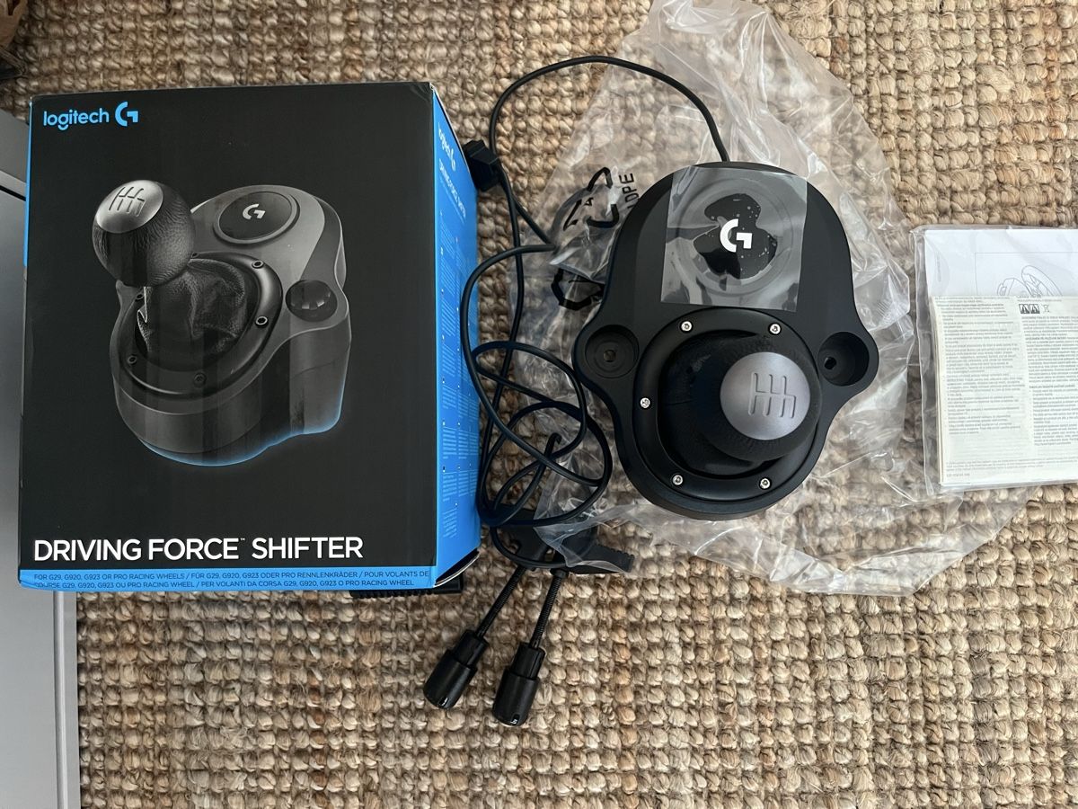 Logitech Manettes: Logitech Driving Force Shifter – D'occasion à Zürich par BuyHappinessNow