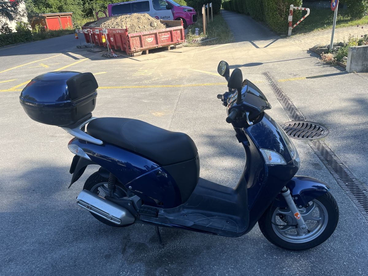 Honda Scooters: Honda NES125 – Gebraucht aus Hinterkappelen von mar_2qtd