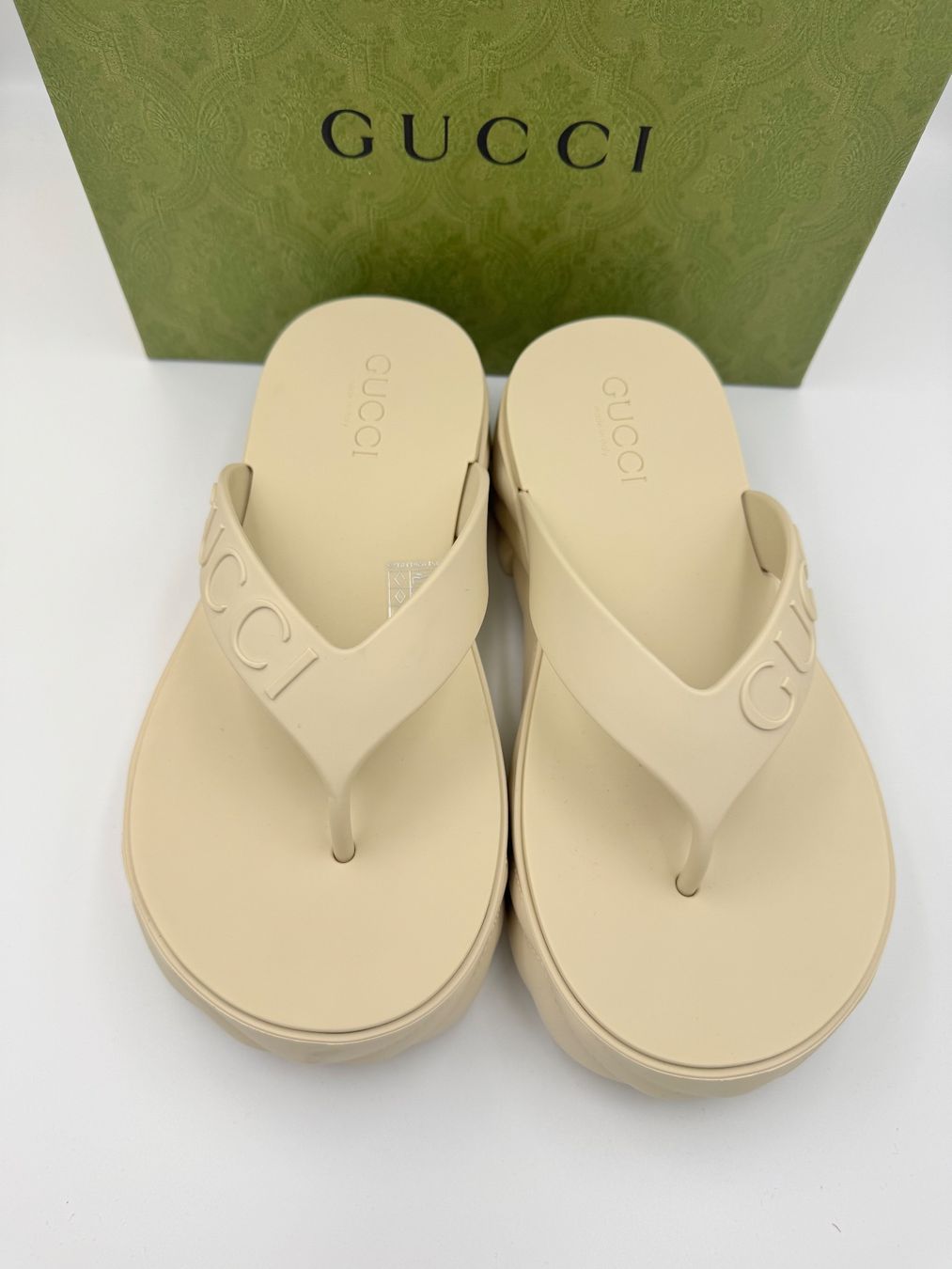 Gucci Scarpe da donna: Gucci Flip Flop Grösse 37 – Nuovo e nell'imballaggio originale da Wiedlisbach venduto da Sistershop 5
