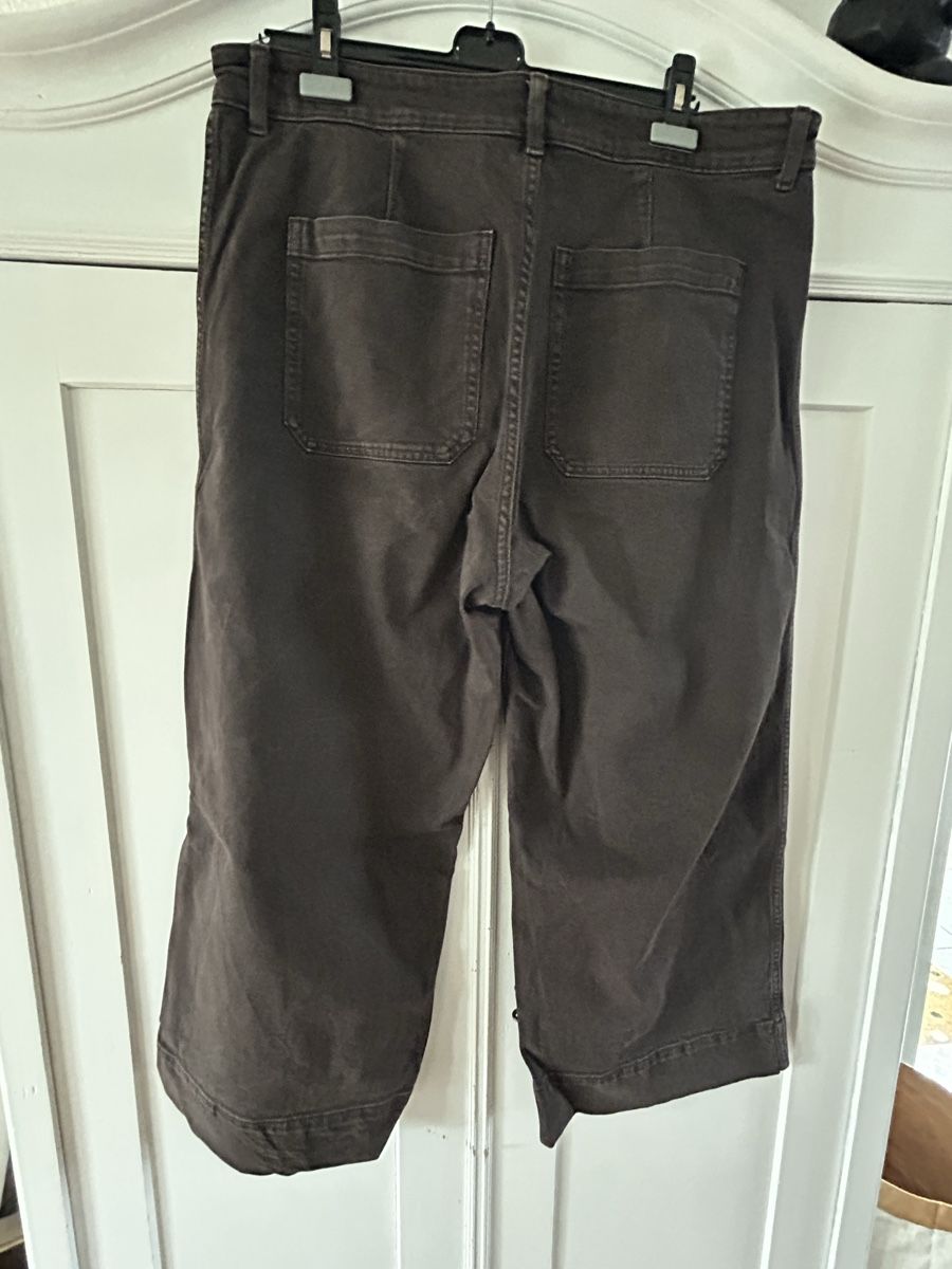 H&M Jeans: H&M Jeans braun Gr. 50 – Usato da Büetigen venduto da sasi11 1