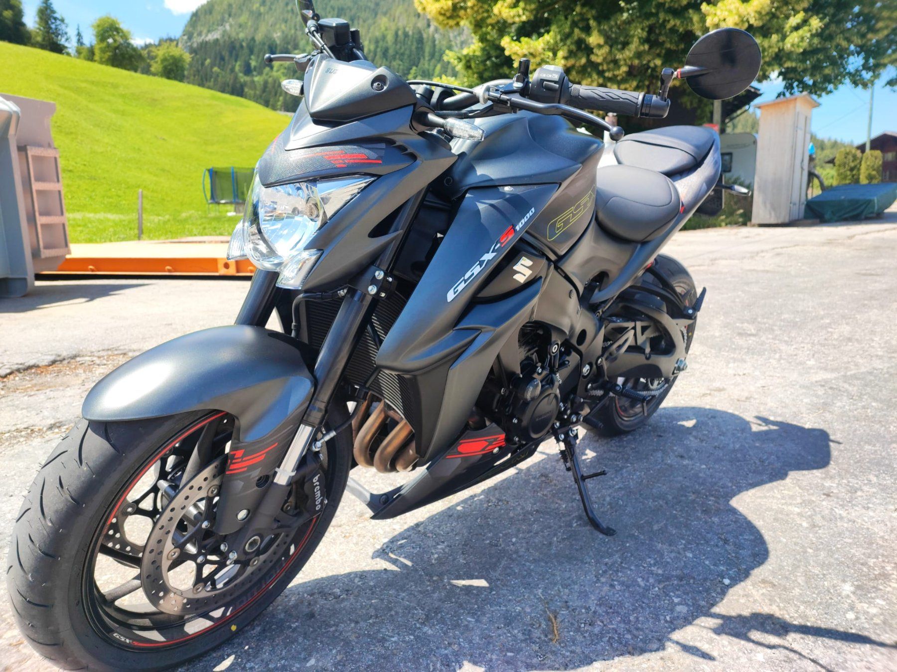 Suzuki Strada: Suzuki GSX-S1000 – Usato da Muri b. Bern venduto da Akainured