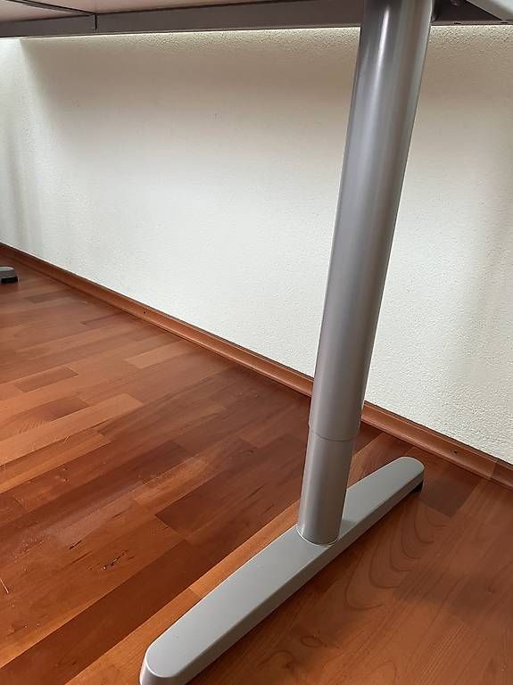 Schreibtische: Ikea Schreibtisch 160 – Gebraucht aus Kreuzlingen von camillamaria 1