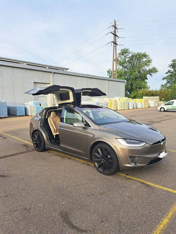 Tesla Model X 90D / FREE Supercharger / 6 Plätzer