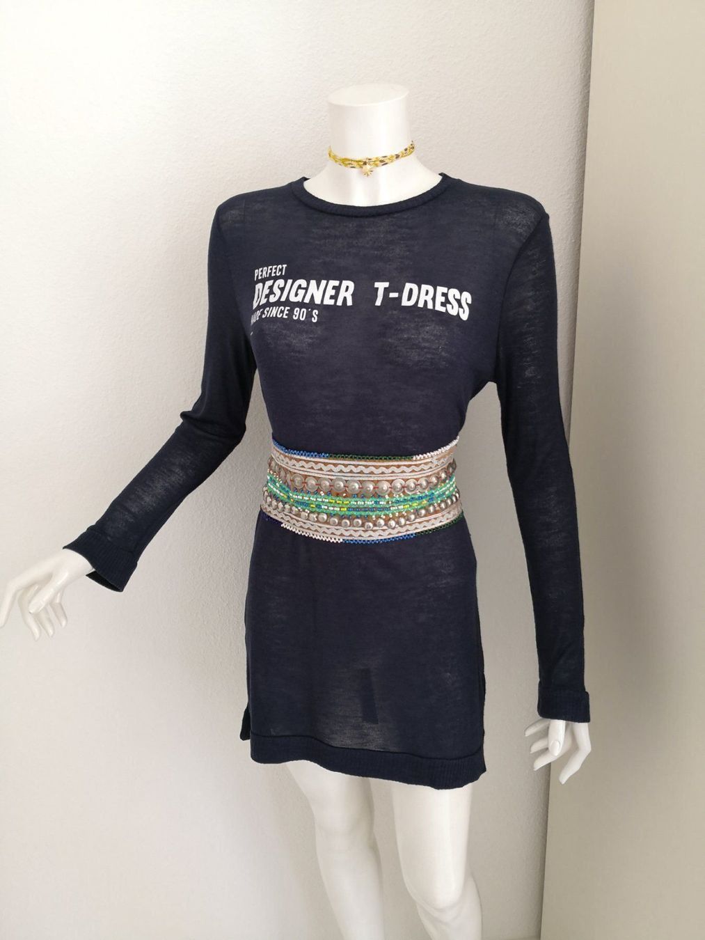 Mango Kleider: 🤩MANGO LANGARM STRICK-PULLOVER-KLEID BLAU&DRUCK & ARMANI P. – Gebraucht aus Olten von Naja-Twins-Twins 2