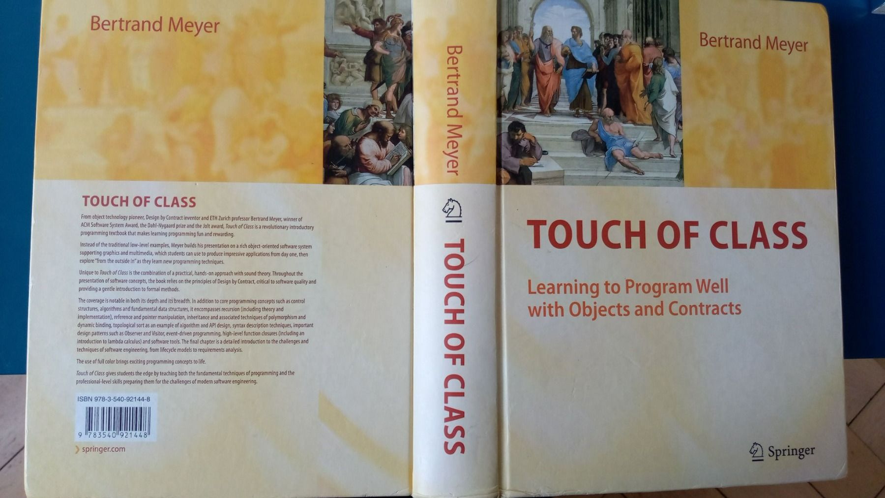 Libri: A touch of class               EN – Usato da Porrentruy venduto da tupatup 2