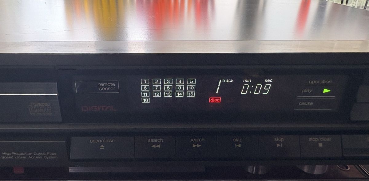 CDs: CD Player Technics SL-P220 – Gebraucht aus Grenchen von typ4 3
