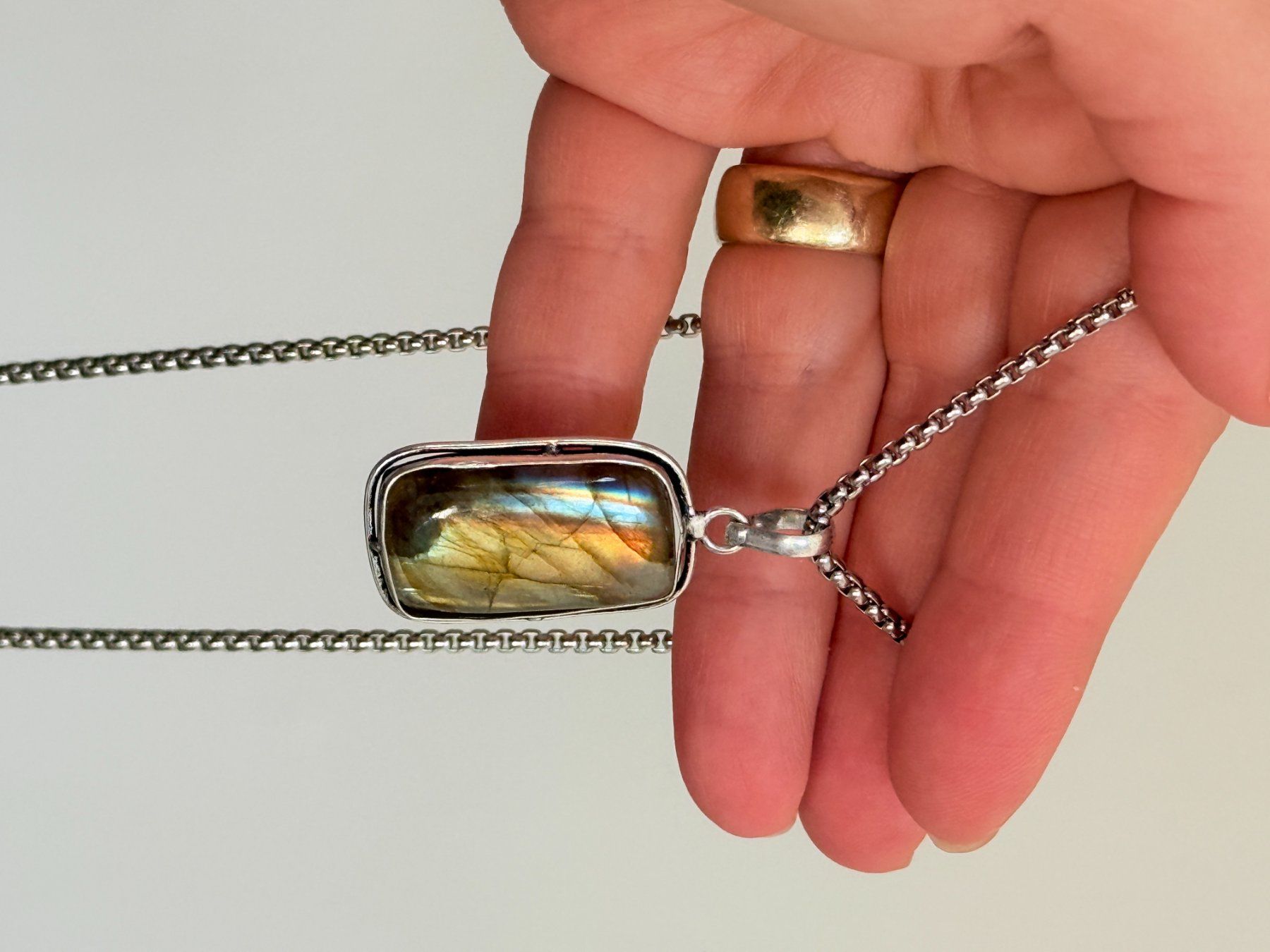 Colliers: Collier avec Labradorite – Neuf avec emballage d'origine à Genève par AWWA 7