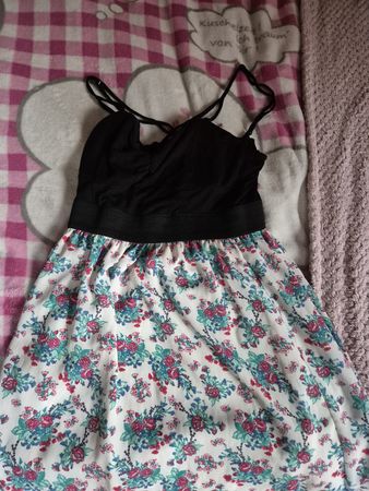 Blumenkleid, Sommerkleid, Kleid mit Trägern, Grösse S