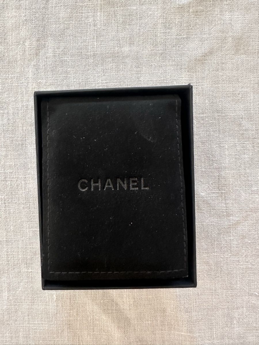 Chanel Orecchini pendenti & Orecchini a lobo: Chanel drop earrings – Usato da Zürich venduto da Ele_fashionista 1