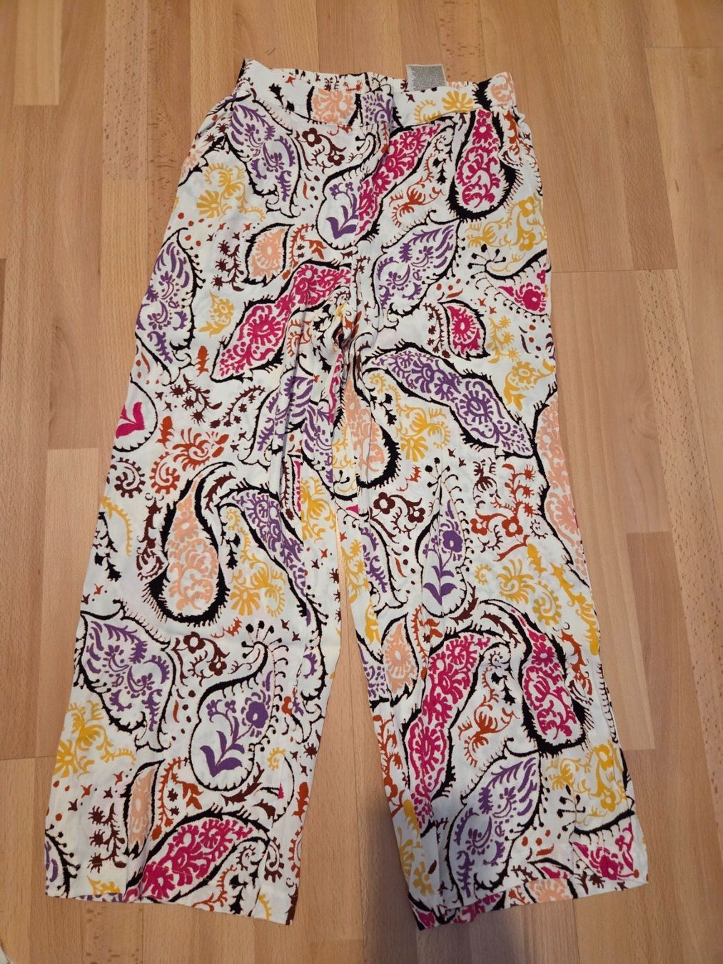 C&A Pantalons: C&A Sommerhose 36 – D'occasion à Zug par Bibibo