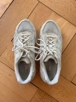 Asics Sneaker Weiss/beige