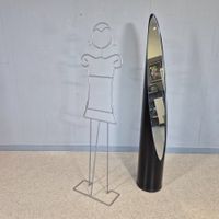 Girl Coat Rack Kleiderständer Garderobe Mädchen Frau Metall