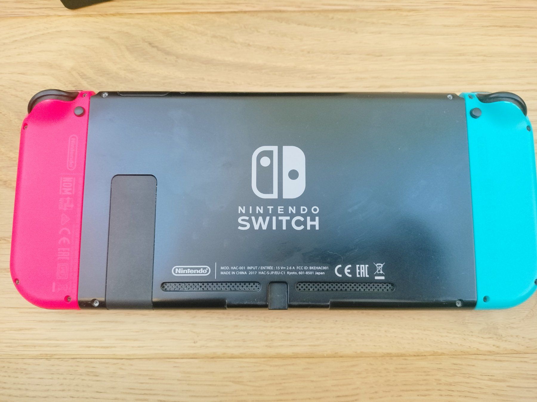 Nintendo Konsolen: Nintendo Switch rot/blau Komplettset – Gebraucht aus Wil SG von kaizzen 3
