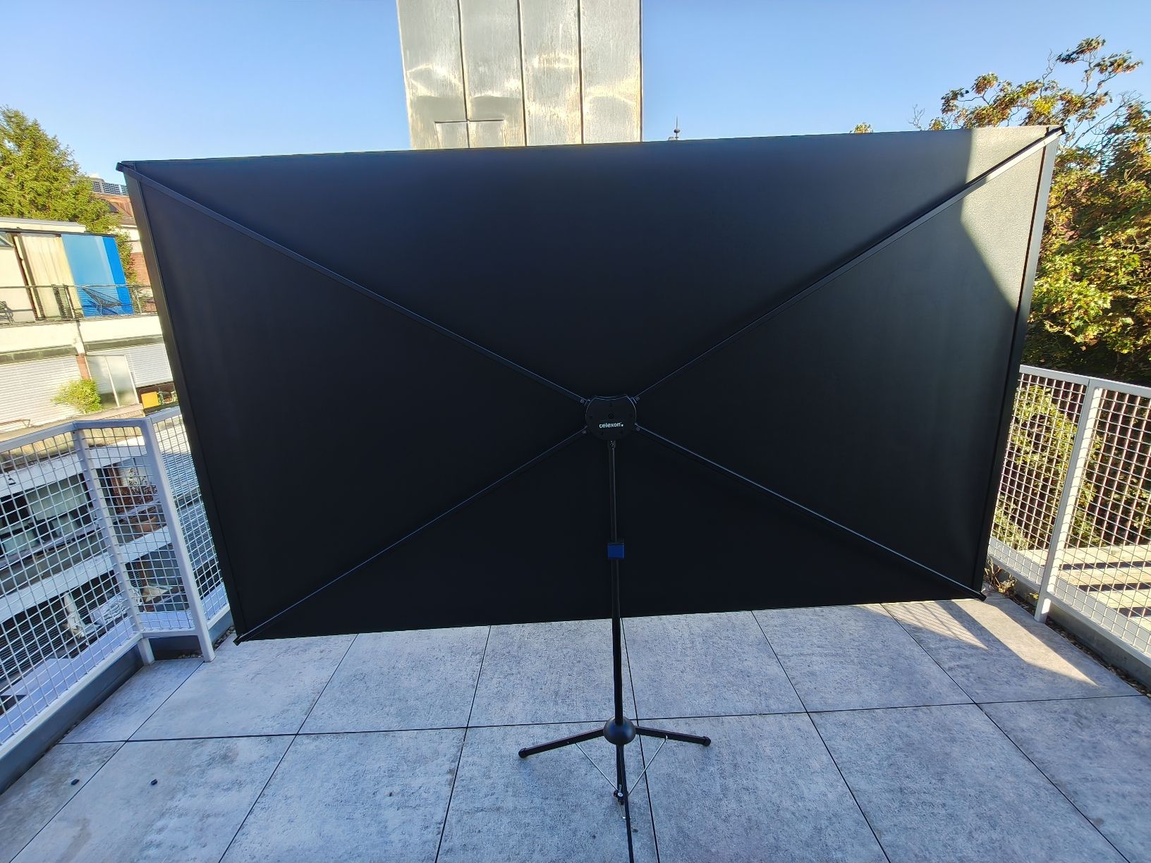 Heimkino: Celexon Projection Screen with Stand 200cm 4:3 – Neu (gemäss Beschreibung) aus Zürich von yul_7ccq 1
