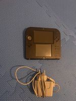 Nintendo 2DS schwarz blau inklusive Ladekabel