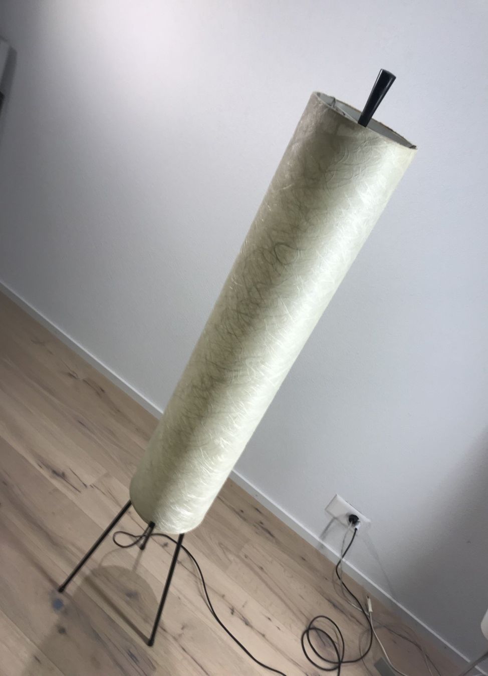 Lampade: Seltene Schweizer Megal Tripod Stehleuchte 60er -70er – Usato da Gersau venduto da pd-design-and-art 5