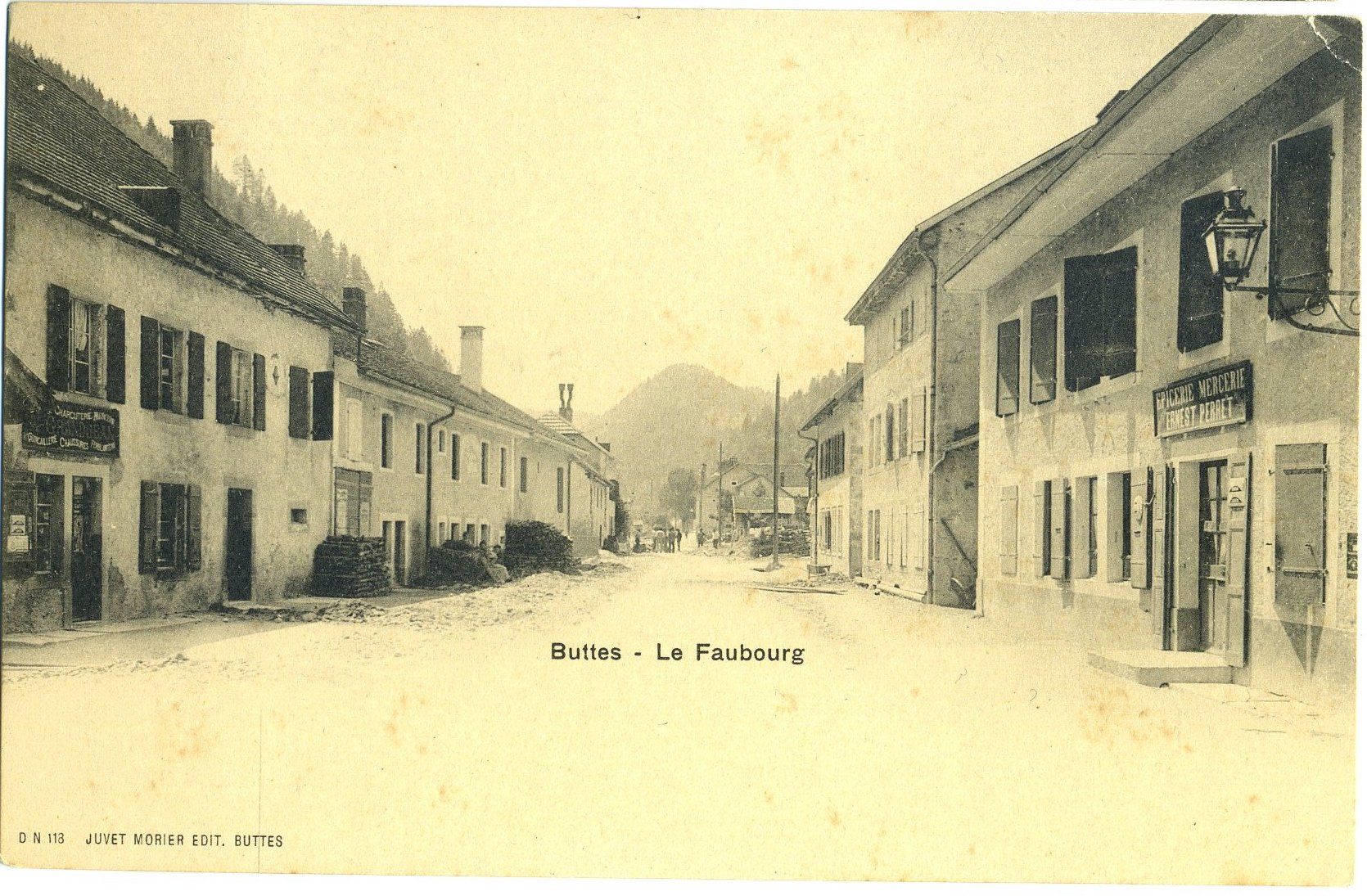 Cartoline postali: Buttes. Le Faubourg Vers 1900 – Usato da Versoix venduto da HELVETICA_1