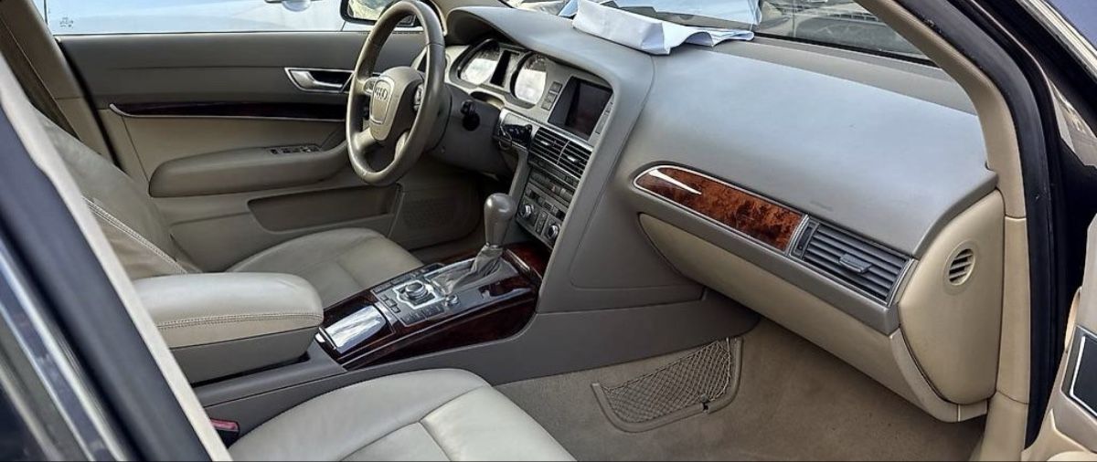 Audi Automobili: Audi A6 Avant Automat – Usato da Chur venduto da abedoov 2