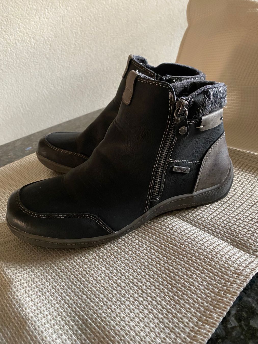 Scarpe da donna: Easy Street Damenschuhe Grösse 39 – Nuovo (secondo la descrizione) da Allenwinden venduto da Obalu