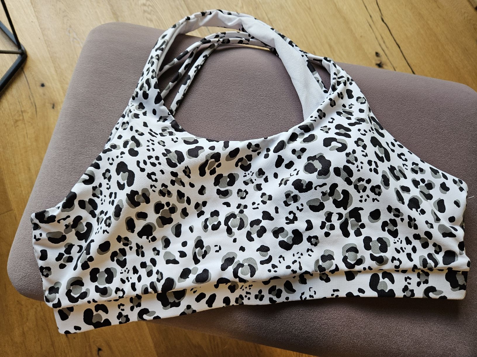 Shein Tops: Sport BHs – Neu (gemäss Beschreibung) aus Mollis von kaleidoscope 2