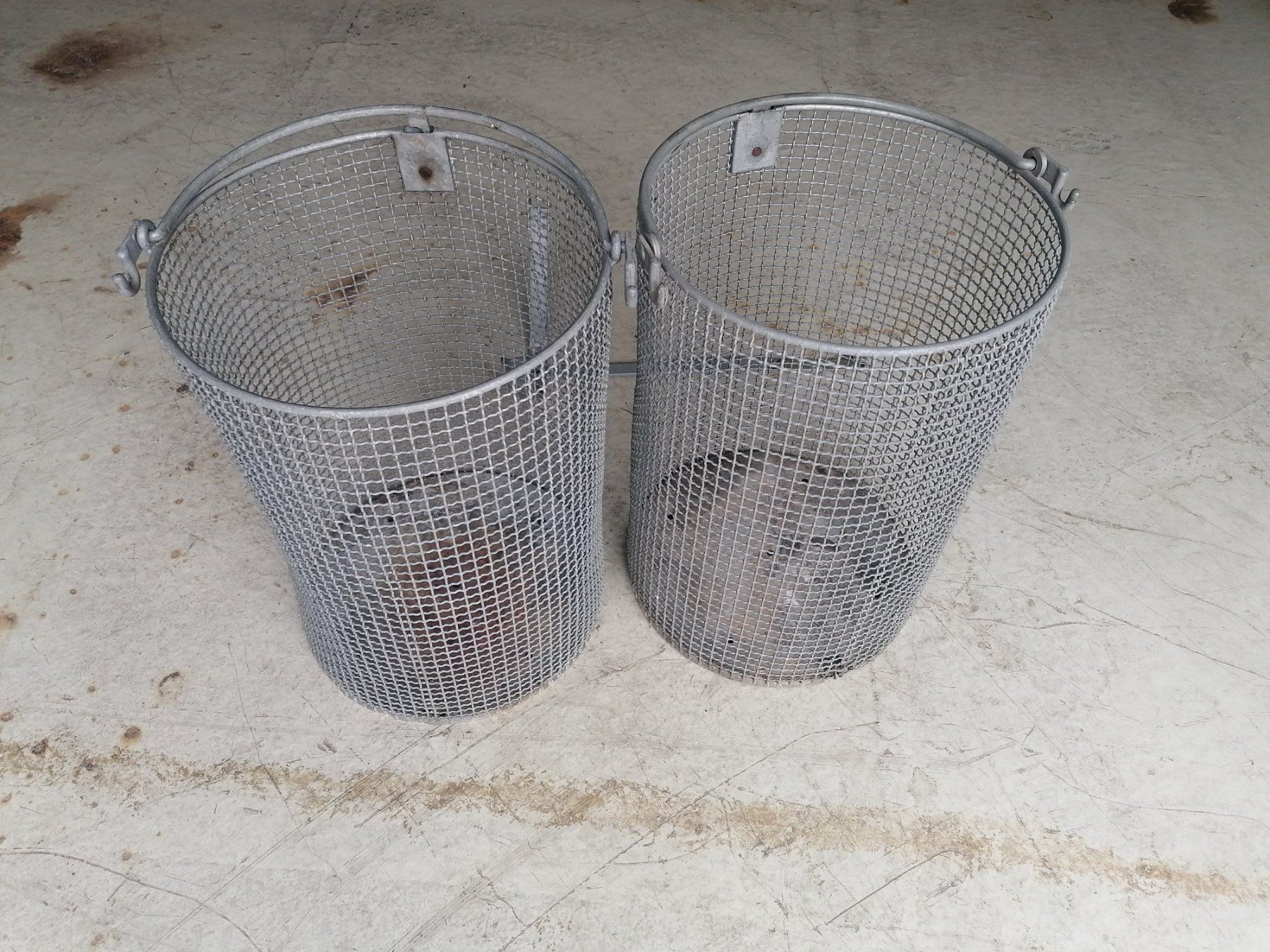 Poubelles: Abfallkörbe – Défectueux à Unterengstringen par Fachmann8103 1