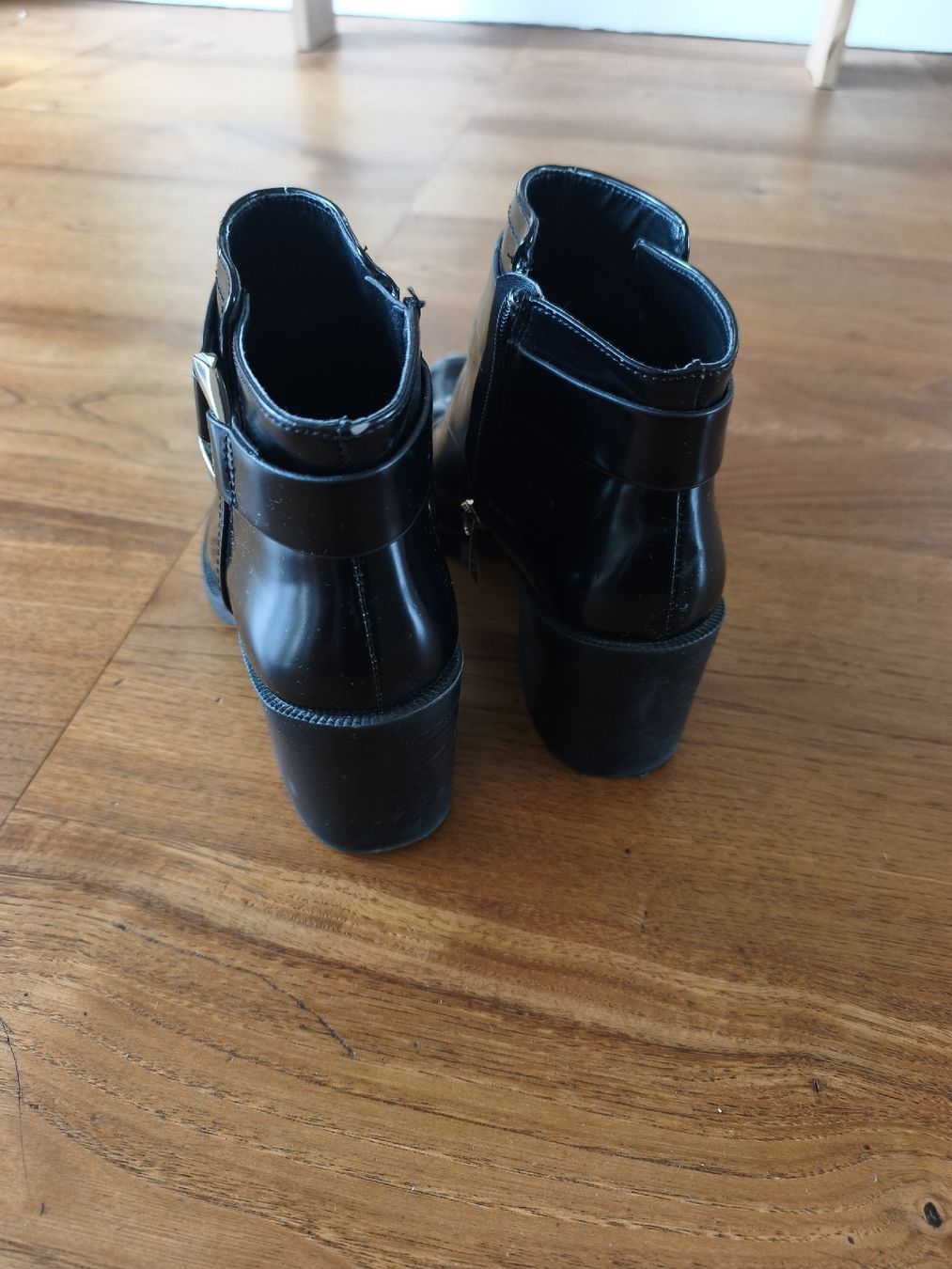 Damenschuhe: Stiefelette mit Absatz, Grösse 37 – Gebraucht aus Schaan von Sarahvo13 3