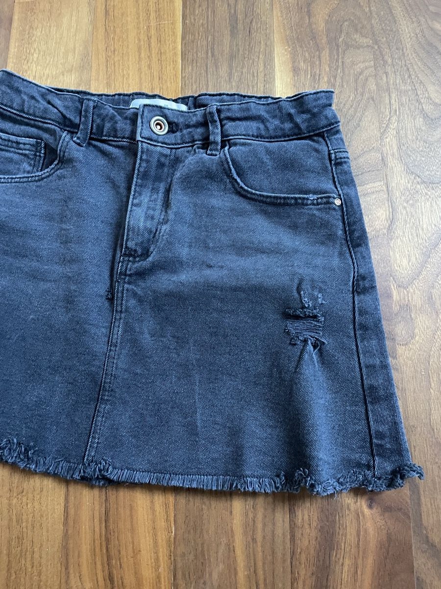 Zara Vestiti & Gonne: Zara Jeansrock, Gr. 140 Schwarz – Usato da Fehraltorf venduto da Nadja0205 1