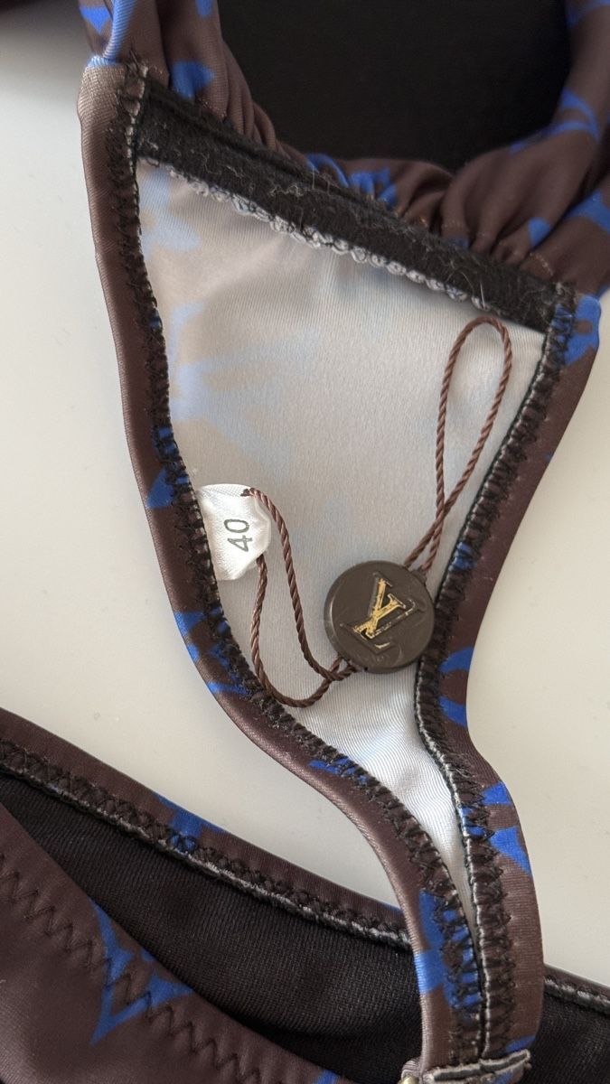 Louis Vuitton Badekleider & Bikinis: Louis Vuitton Bikini Set Monogram Blau/Braun • Gr. 40 – Gebraucht aus Ostermundigen von itsanoemithing 3
