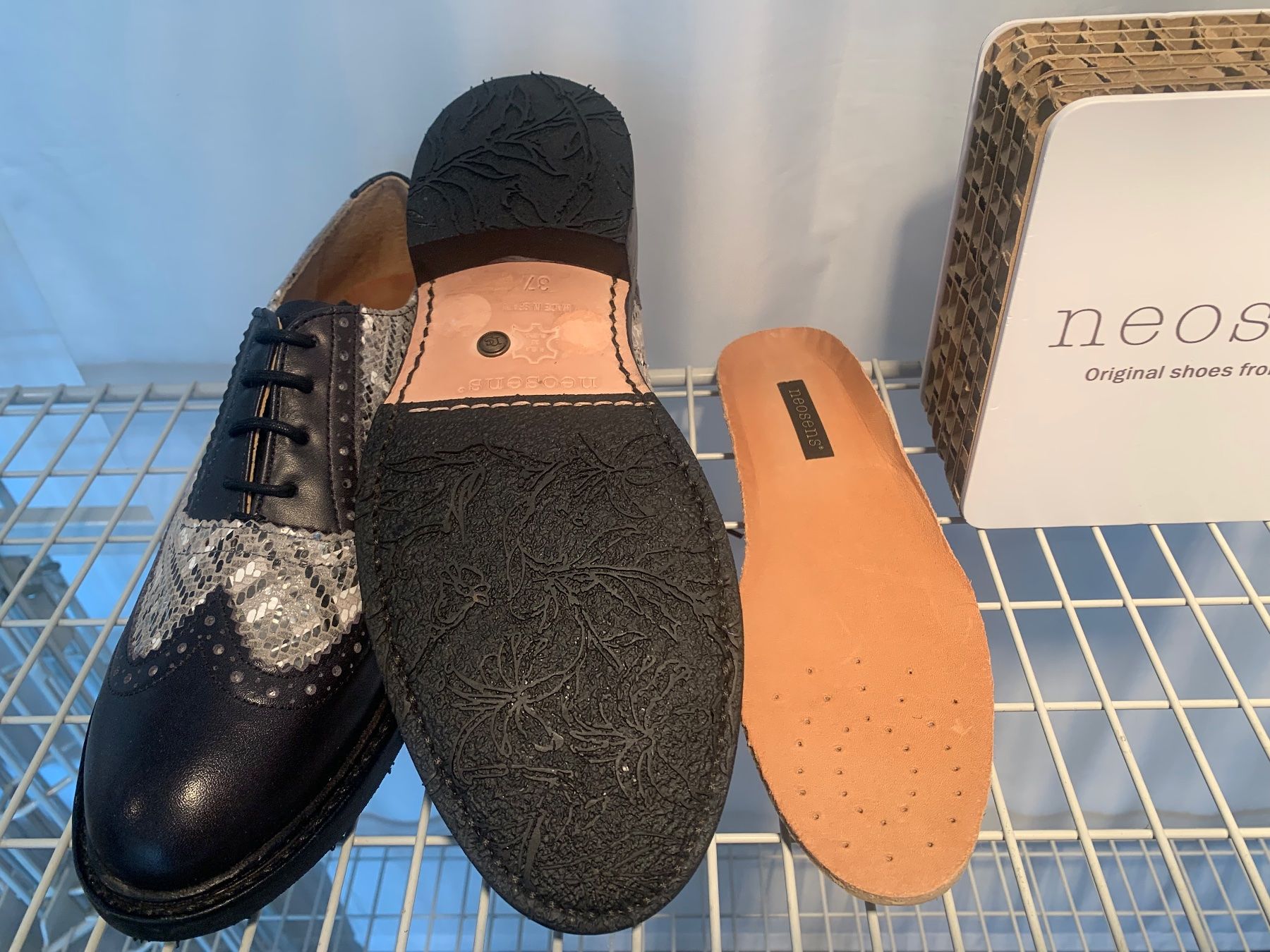 Neosens Scarpe da donna: Neosens Concord 319 ebony-silver Gr.37 – Nuovo (secondo la descrizione) da Zürich venduto da finsti 5
