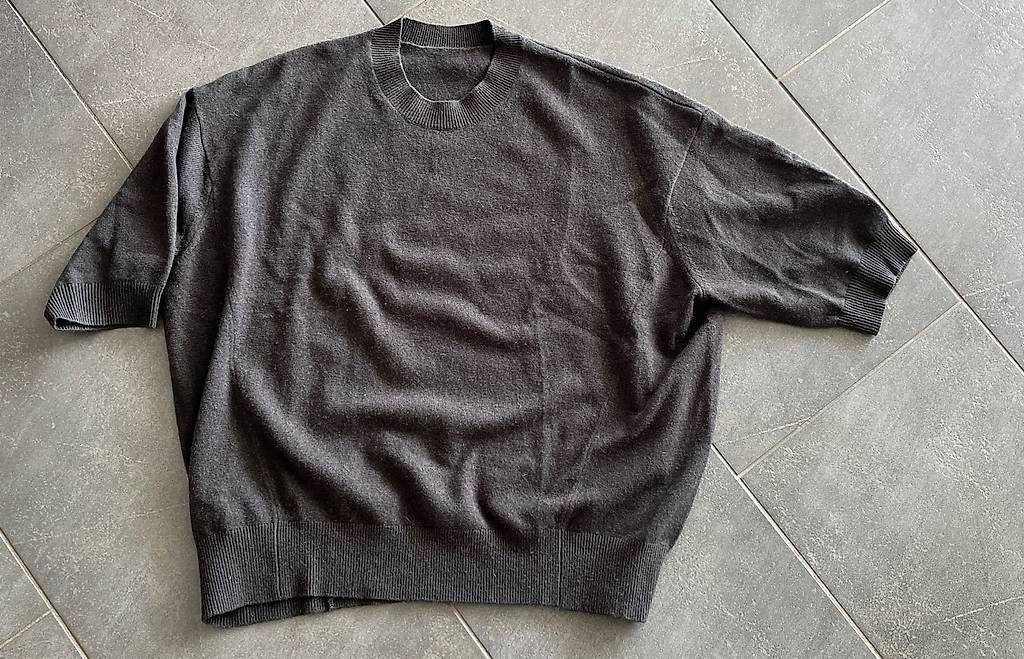 Maglioni & Felpe: Cashmere Pullover Kurzarm weit – Usato da St. Gallen venduto da steppenpferdchen