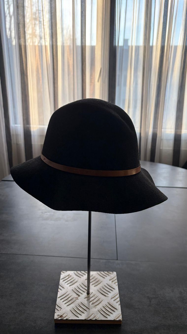 Diesel Copricapi, berretti & cappellini: Elegantes Diesel Winterhut, Schwarz, onesize – Usato da Zürich venduto da mat_bcg2 2