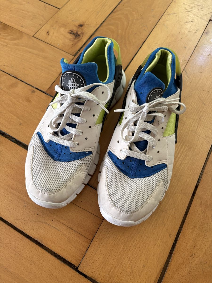 Nike Scarpe da uomo: Nike Huarache Gr. 44 – Usato da Luzern venduto da Mallku