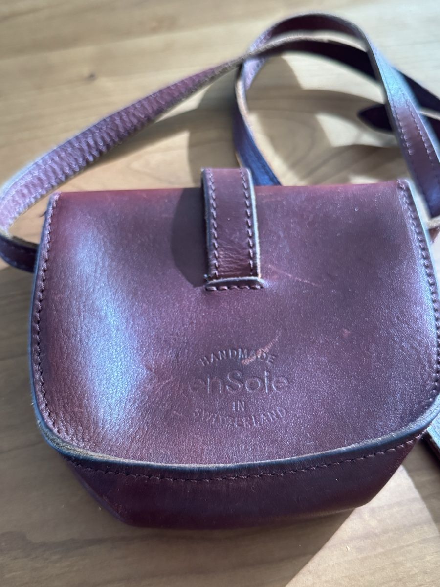 Ensoie Taschen für Damen: Ensoie Tasche aus Leder – Gebraucht aus Wolfhausen von flu_g5nq 1