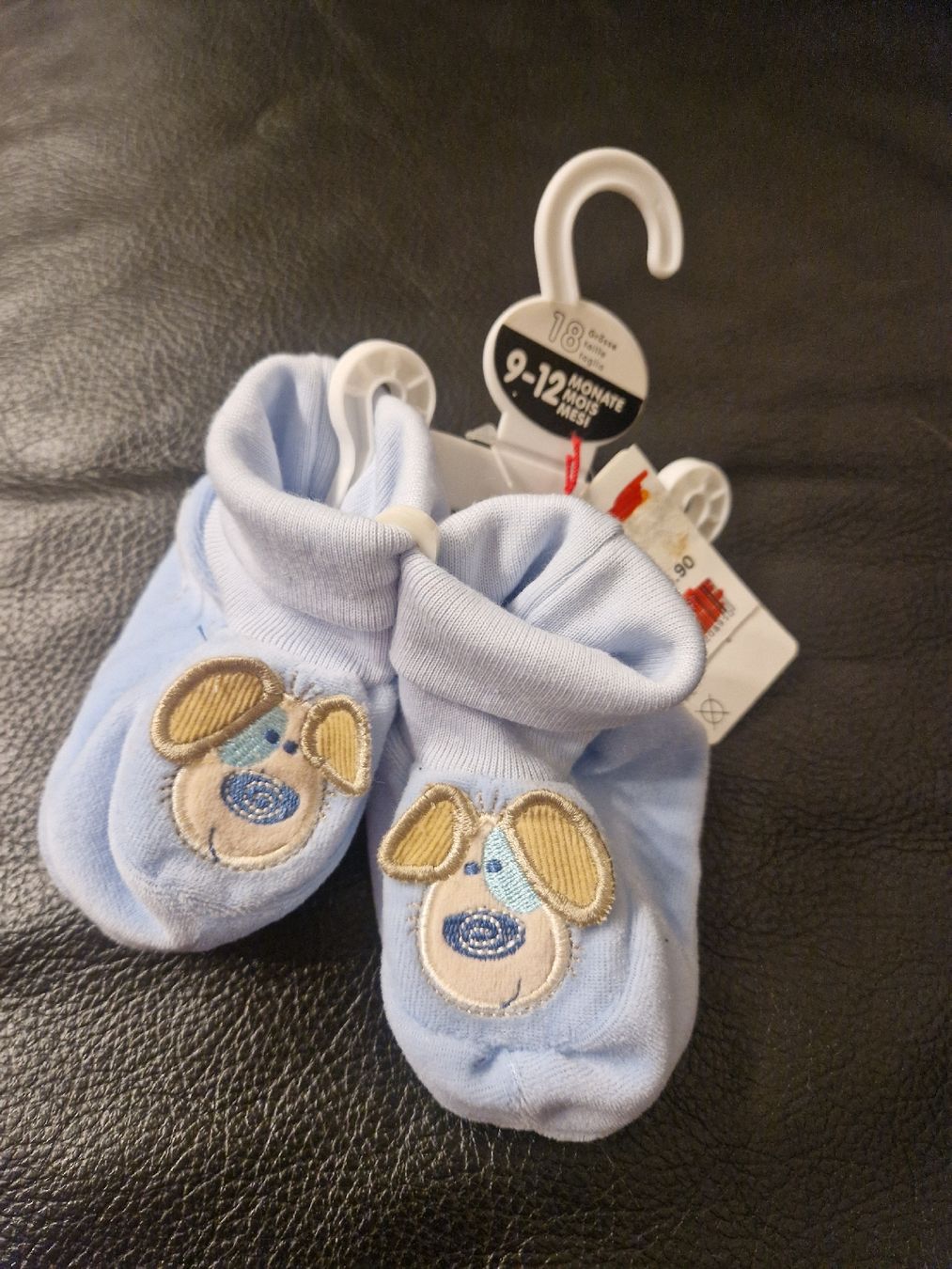 Calze per bambini: Chaussons bébé pantoufle chaussette 9-12 mois – Nuovo (secondo la descrizione) da Penthaz venduto da Sosotroc