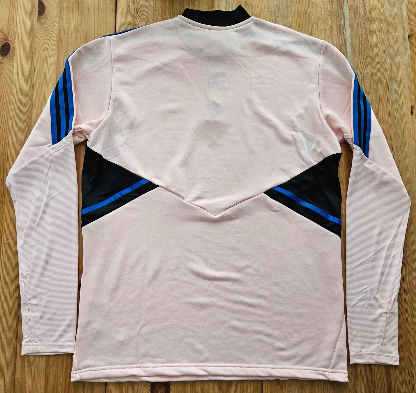 Adidas Leibchen & Hosen: Manchester United Trainingsoberteil NEU Gr. L ManU Pullover – Neu (gemäss Beschreibung) aus Hägglingen von United-Village-Trade 4