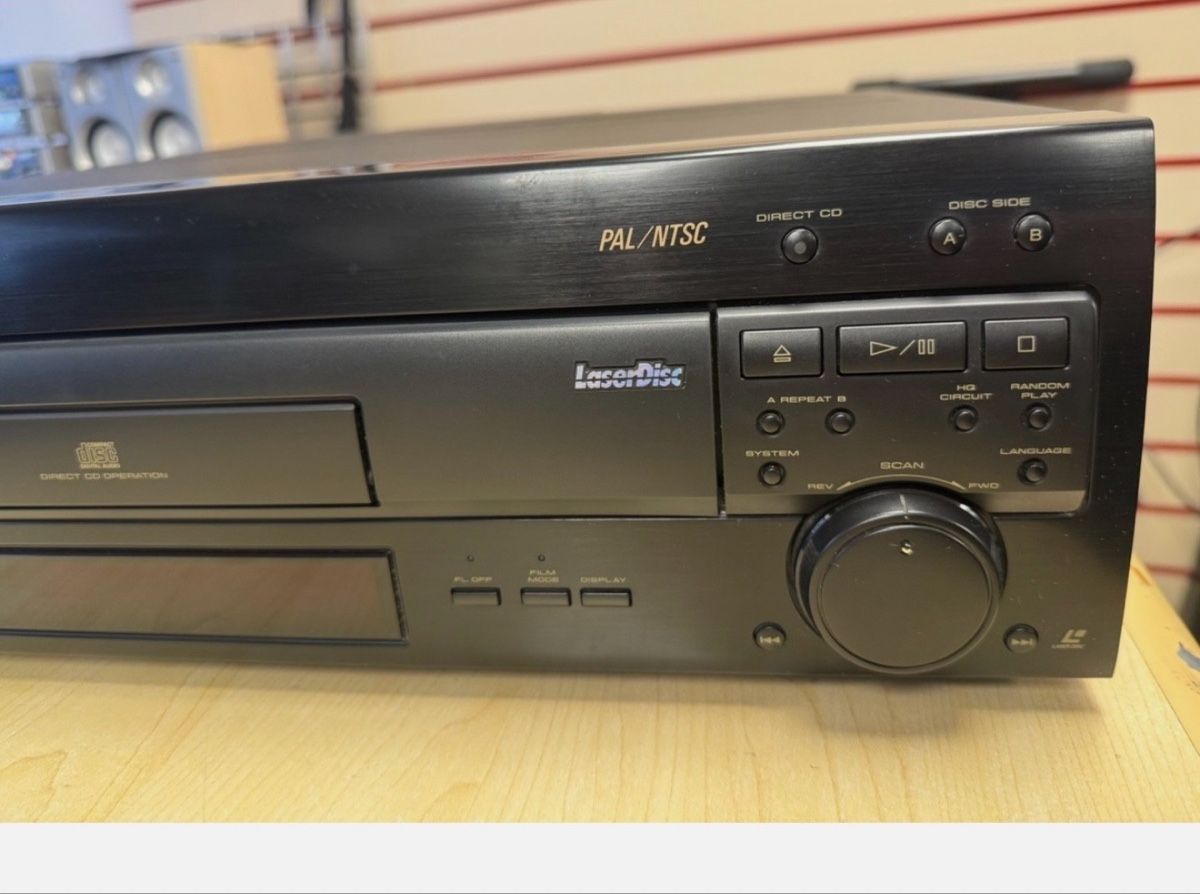Pioneer Lettore multimediale & Streamer: Pioneer CLD-2950 CD, CDV & Laserdisc Player - Dual System  – Usato da Trimbach venduto da ELITA-5 5