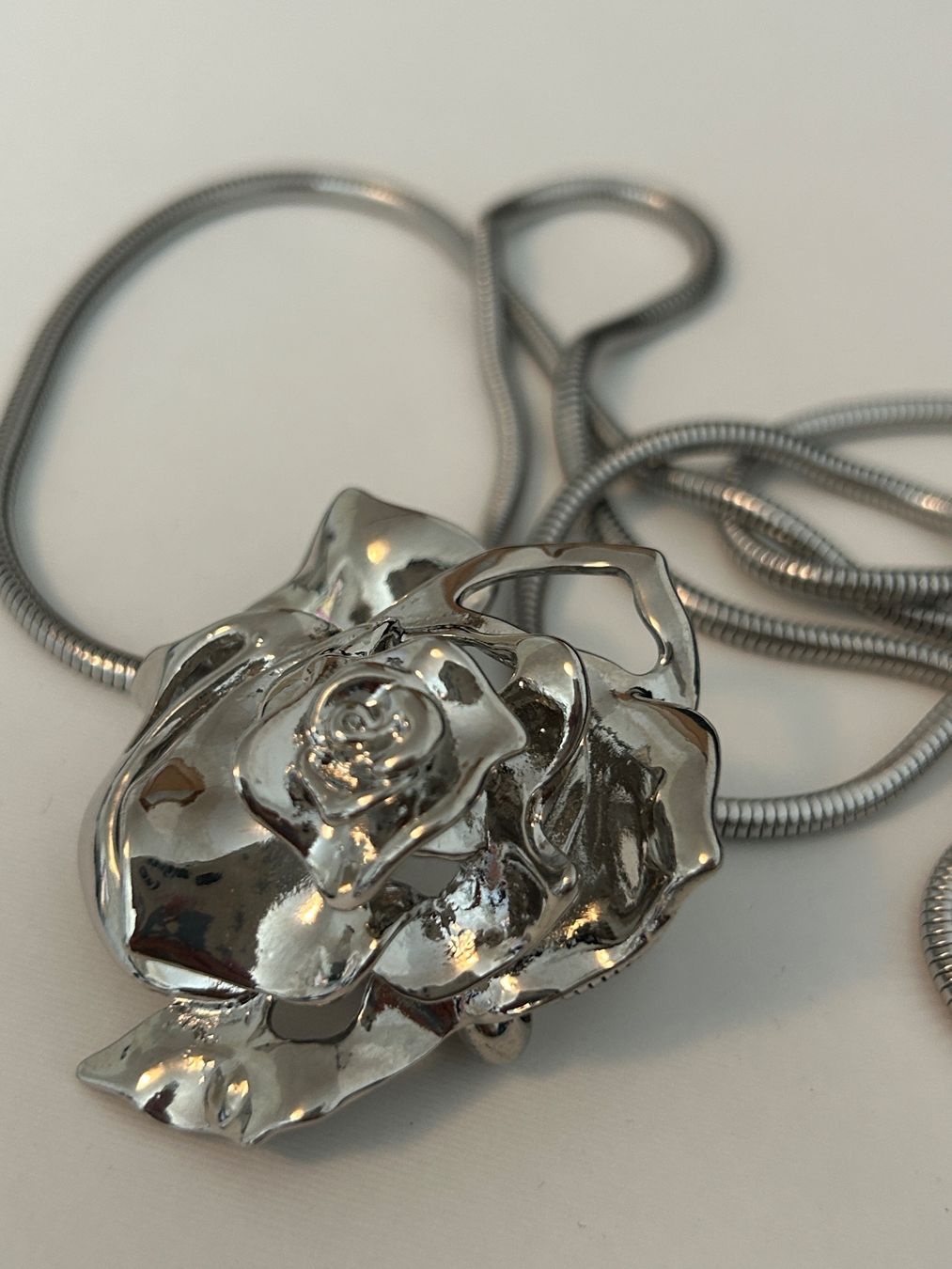 Ceintures: Adjustable Metal Rosy Belt – Neuf (Voir description) à St. Gallen par ell_8n6t