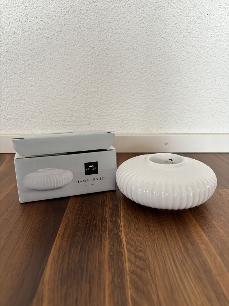 Portacandele: Kähler Design - Hammershøi Teelichhalter 5cm weiss – Nuovo (secondo la descrizione) da Zürich venduto da FedeSara