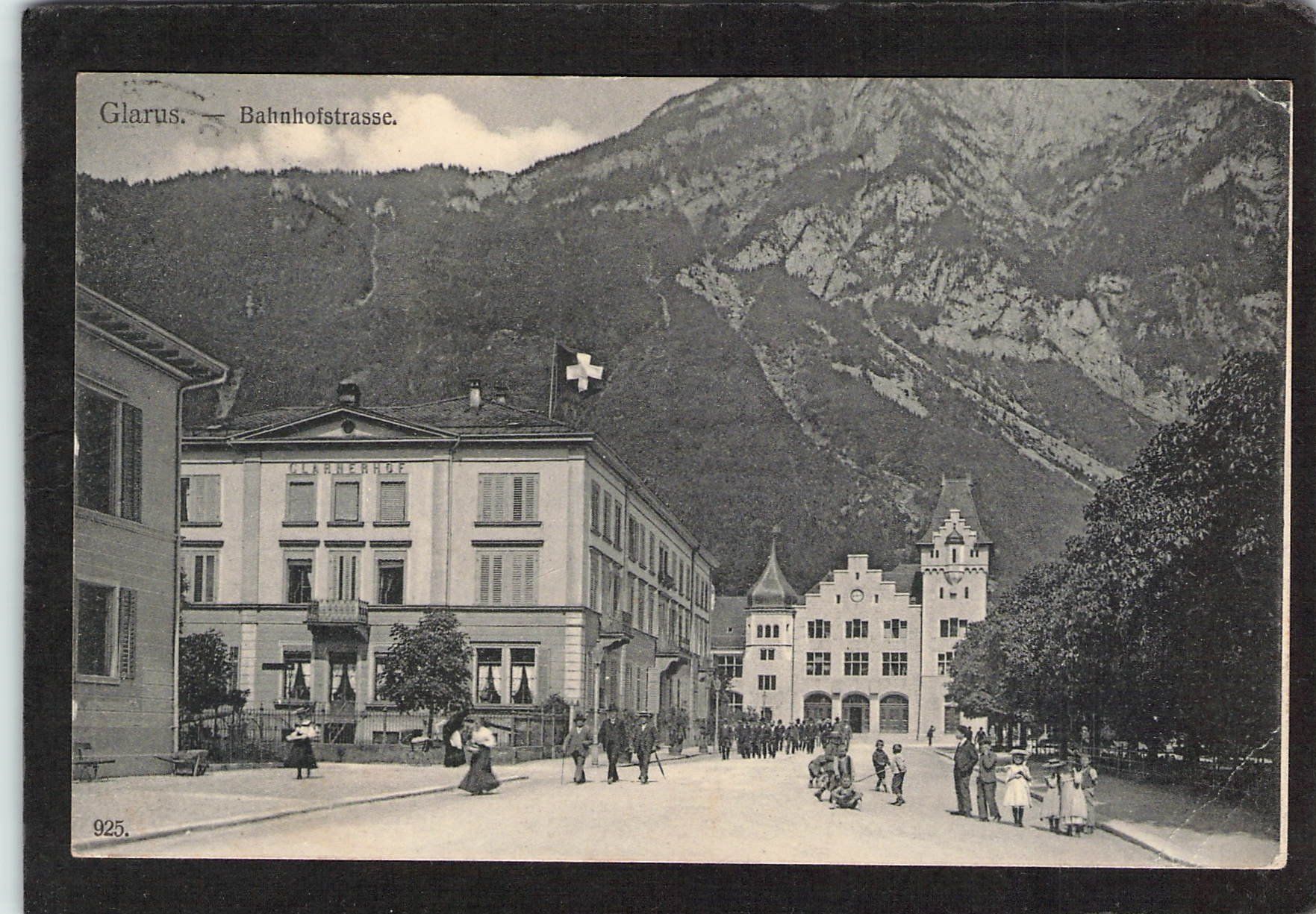 Ansichtskarten: Glarus , Bahnhofstrasse , belebt,  gel. 1912 – Gebraucht aus Reichenburg von ibiza18