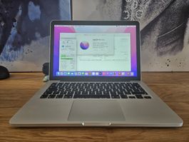 Apple MacBook Pro 13 2015 in Super Zustand mit viel Zubehör