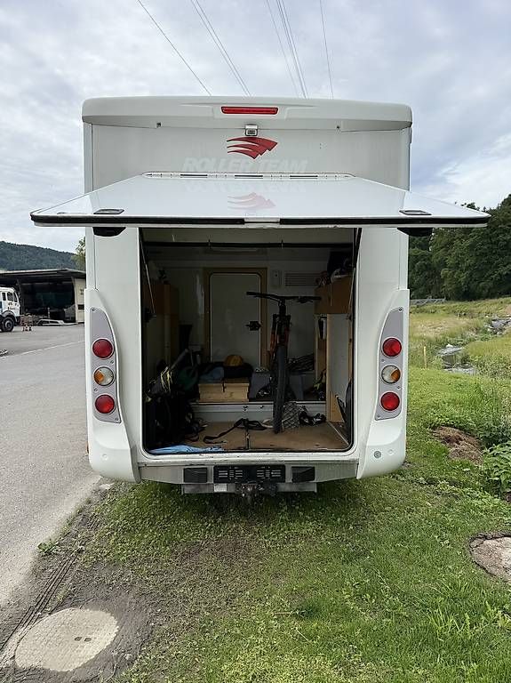 Veicoli da campeggio: Ford Transit 3.2 TDCI Roller Team Wohmobil – Usato da Gisikon venduto da Ghilardi1990 2