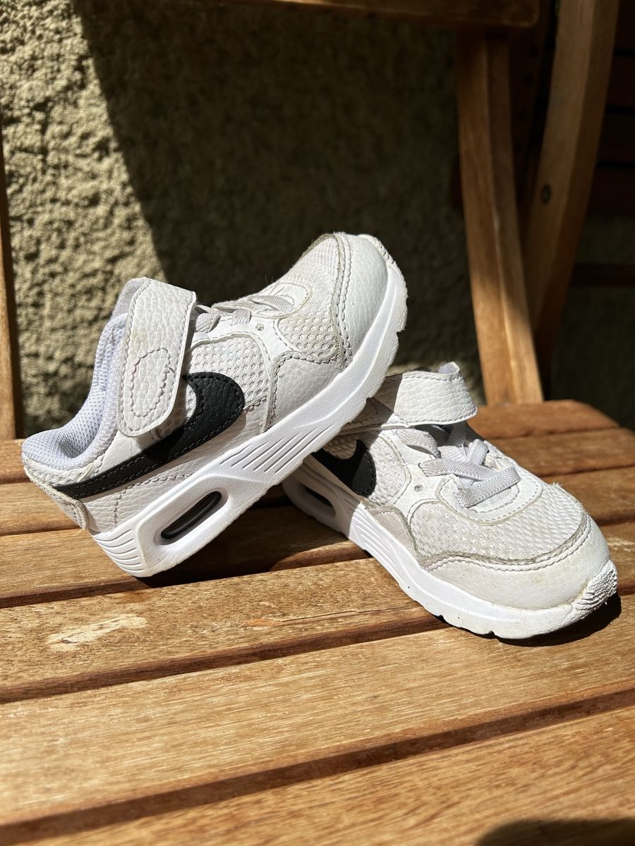 Nike Scarpe per ragazzi: Baskets Nike Air / taille 23.5 – Usato da Meyrin venduto da Bronx86 5