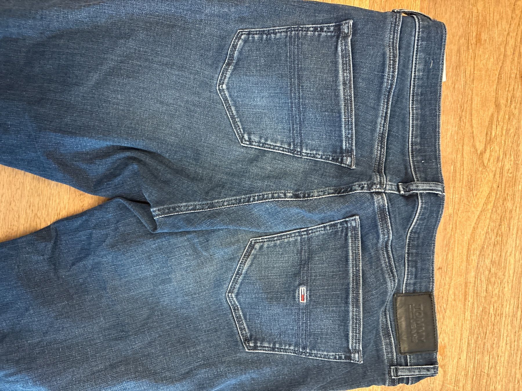 Tommy Hilfiger Jeans: Tommy Jeans Grösse 29/30 – Usato da Weesen venduto da D0101D 5