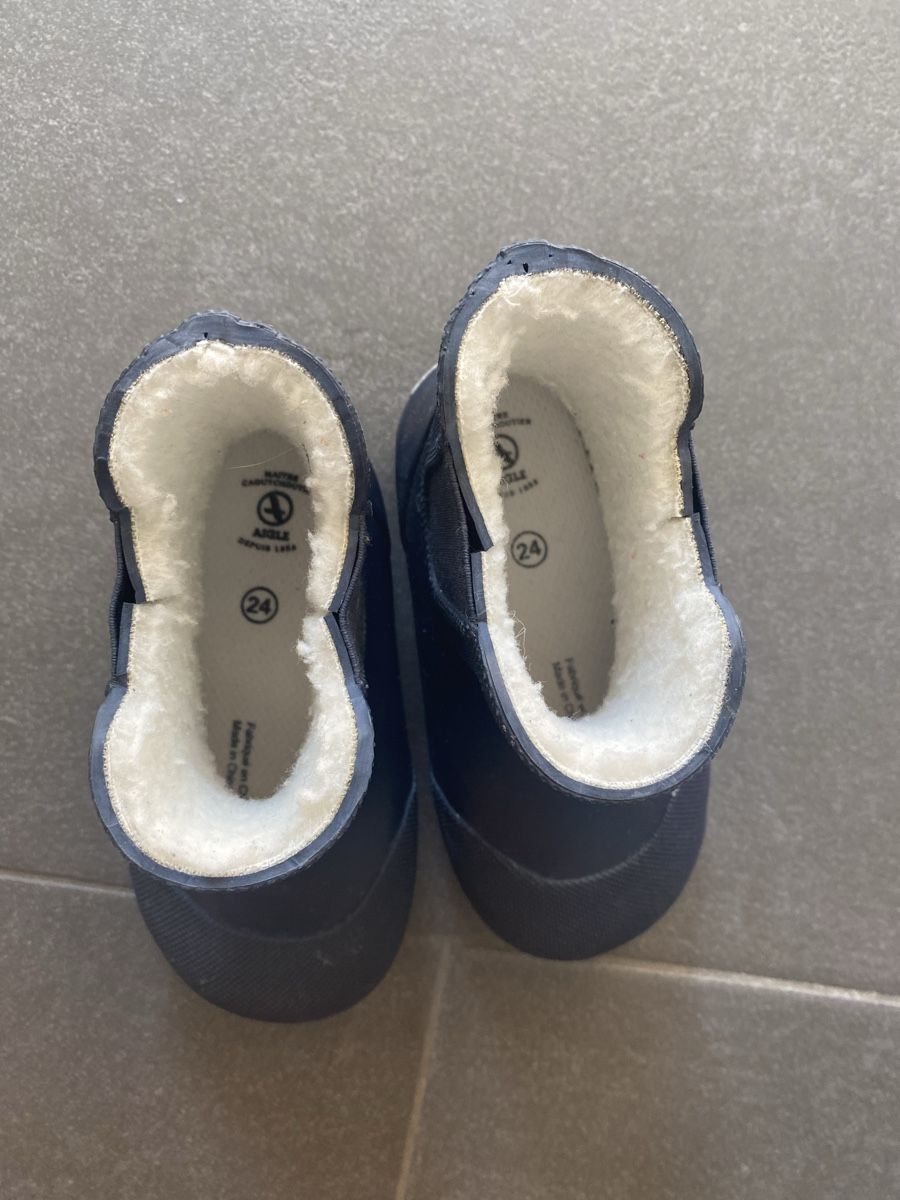 Schuhe für Jungen: Aigle Kinder Gummistiefel mit Futter Grösse 24  – Neu (gemäss Beschreibung) aus Binningen von Eober 2