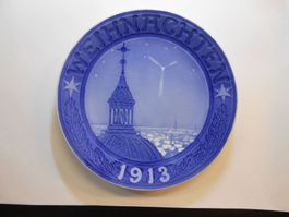 Royal Copenhagen Christmas Plate 1913