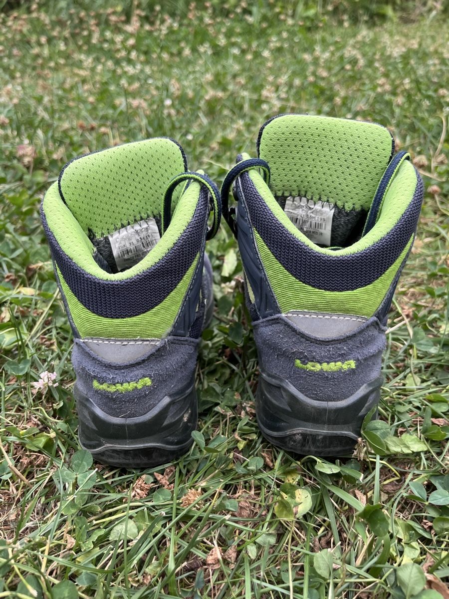 Lowa Scarpe per ragazzi: Kinderwanderschuhe Lowa (Grösse 31) – Usato da Frauenfeld venduto da S0270115 1