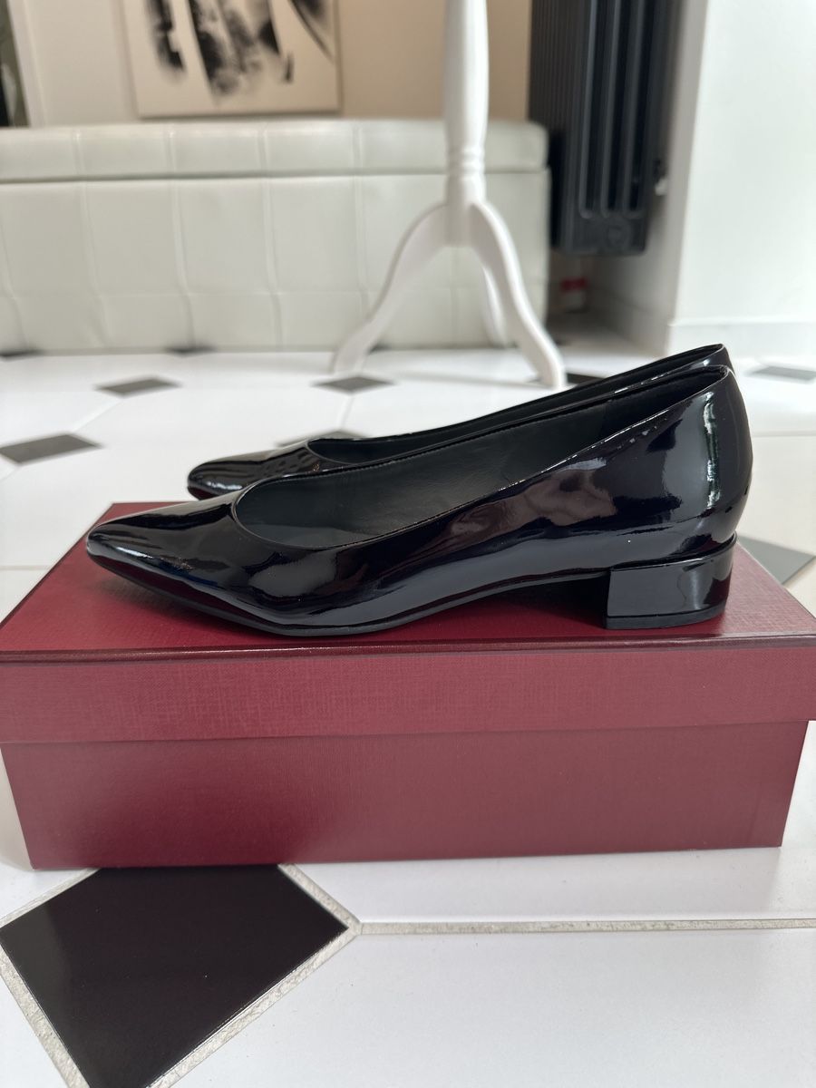 Scarpe da donna: Peter Kaiser, Elegante Lack Pumps, Schwarz, Grösse 4.5 – Usato da Neftenbach venduto da panam4 2