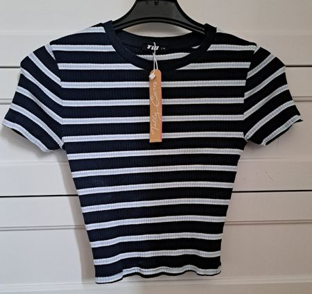 T-Shirt Tally Weijl Grösse M elastisch NEU MIT ETIKETTEN