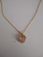 Necklace with Heart & Crystals ✨  Trendy ✨