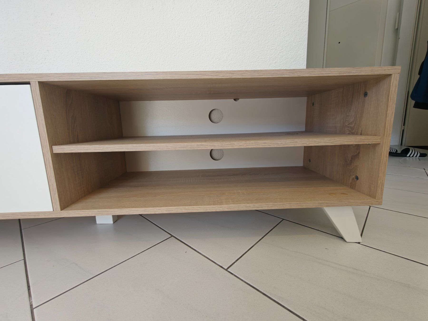 Mobili TV: Sideboard, Low-Board, Fernsehmöbel – Usato da Luzern venduto da tob_nk7n 3